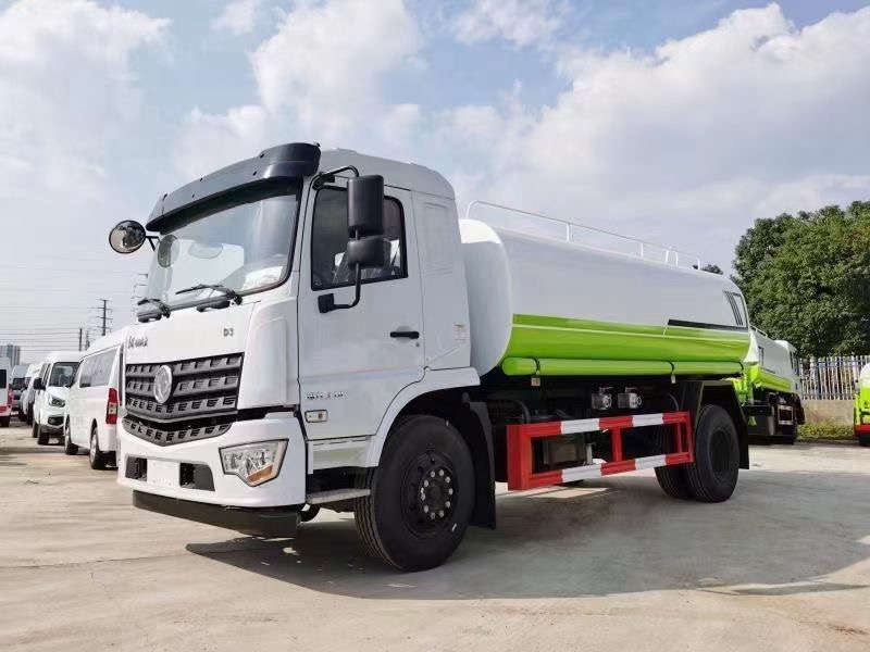 國(guó)六福瑞卡F7 13方灑水車(chē)